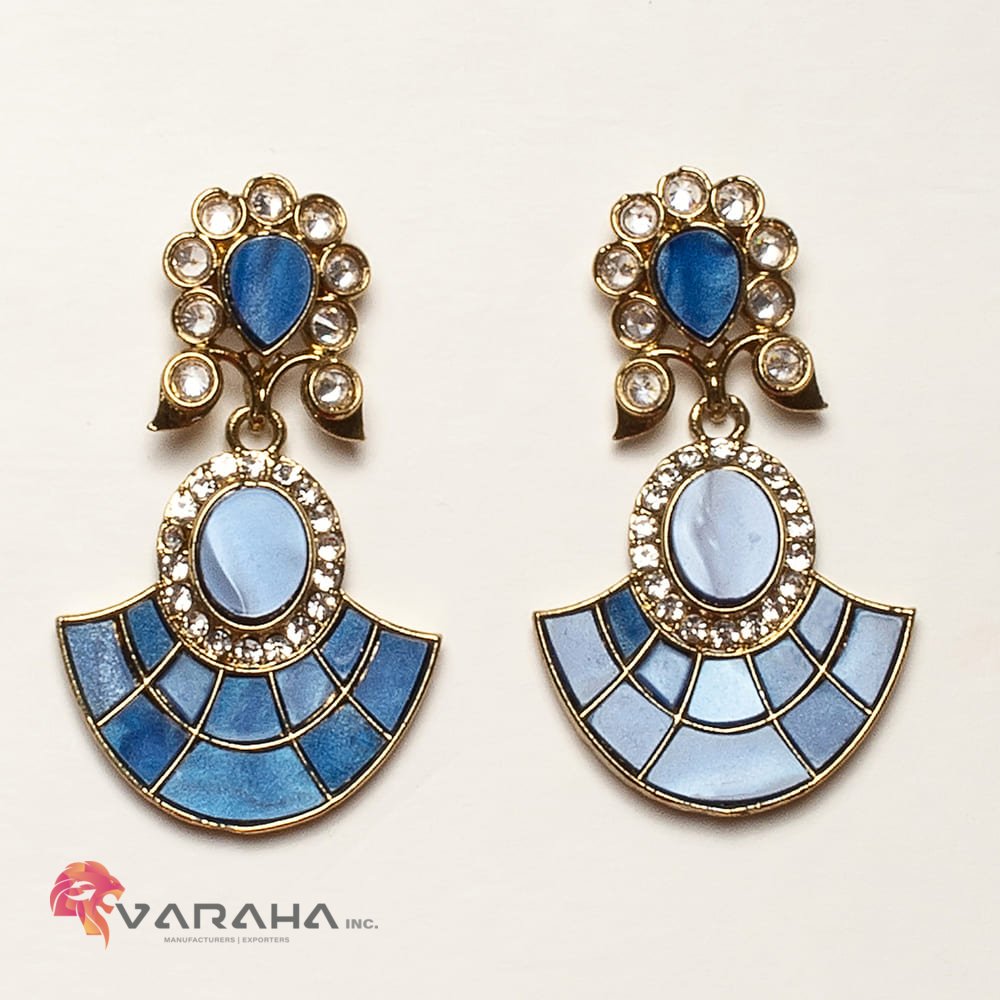 WE00011 - Charming Earrings