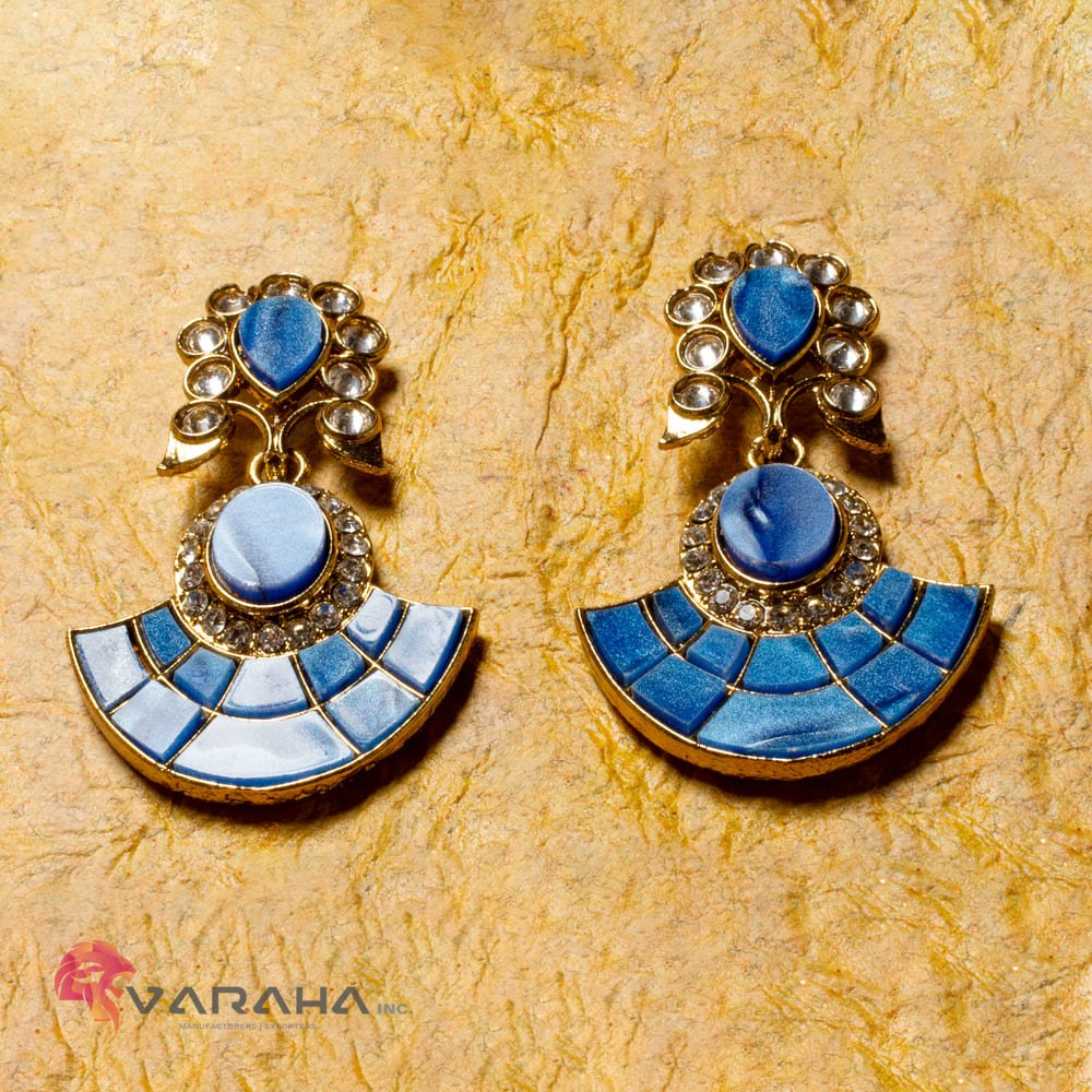 WE00011 - Charming Earrings