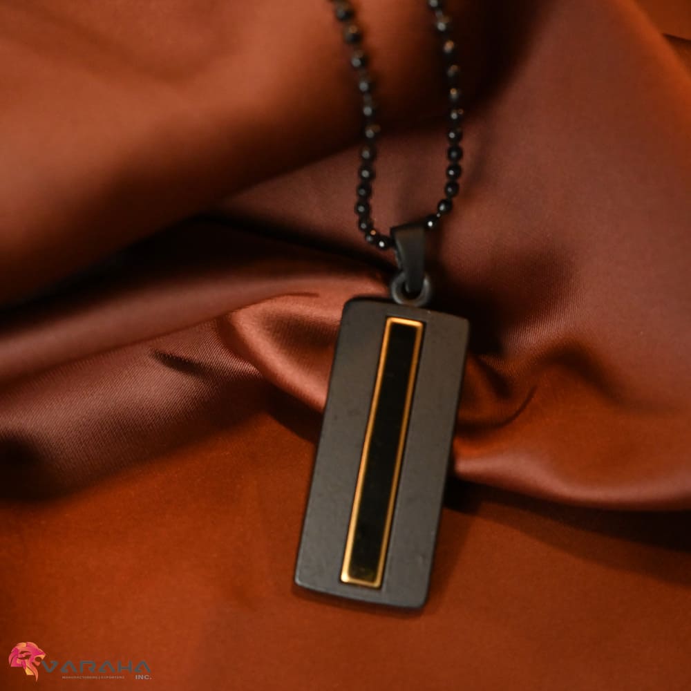 MP0006 - Gold Stripe Noir Pendant