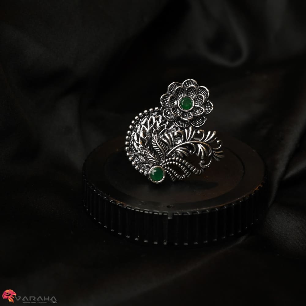 WR0001 - Vintage Ring